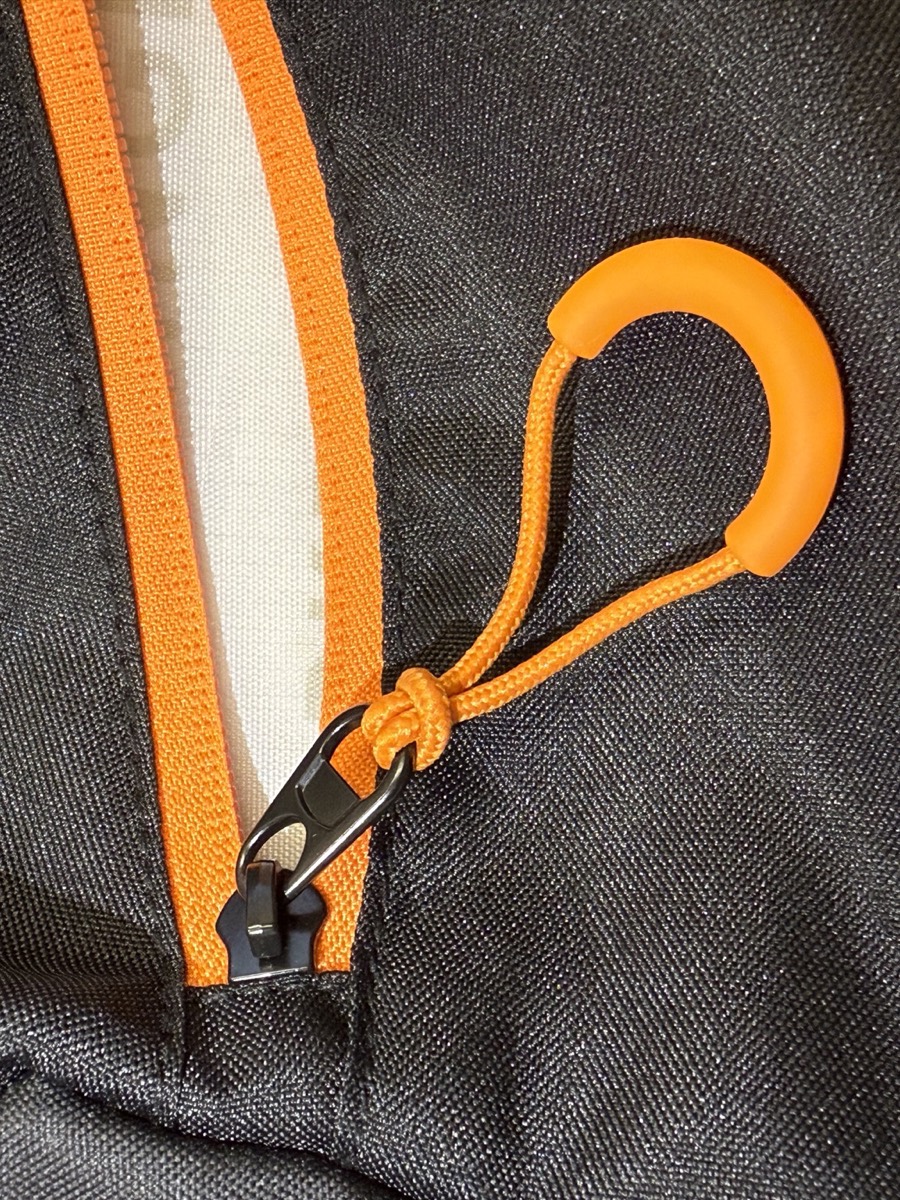 定制拉链头 / Custom puller
